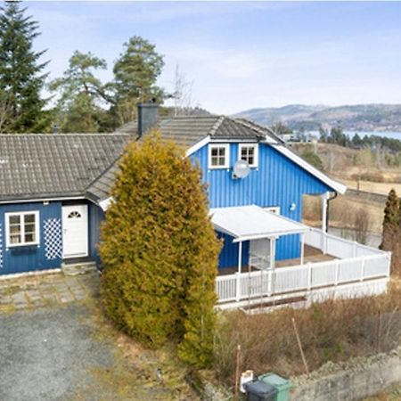 Blue House Brevik Porsgrunn Hotel Buitenkant foto